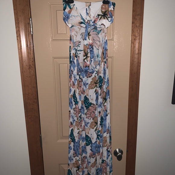 Summer Floral Maxi Dress - Picture 3 of 6